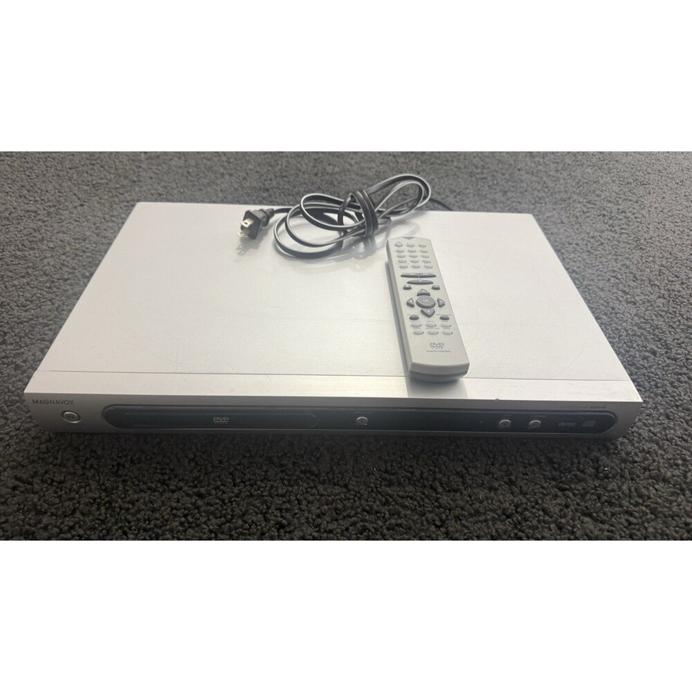 Magnavox MDV458/17 DVD Player Silver Composite W/Remote